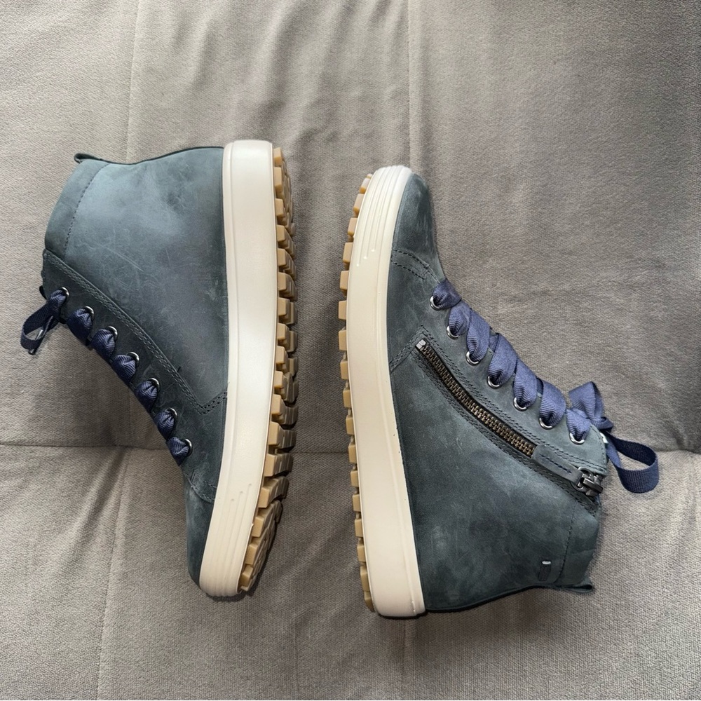 ECCO Soft 7 Tred GORE-TEX High Top Sneaker Marine Cow Oil Nubuck 7.5W Blue - Picture 7 of 13